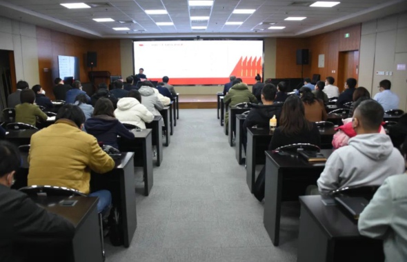 凝聚共識增信心，厘清思路謀發展